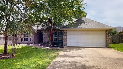 2350 Kendal Green Cir Photo 1