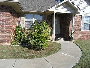 3rd image of 2103 E 20th St