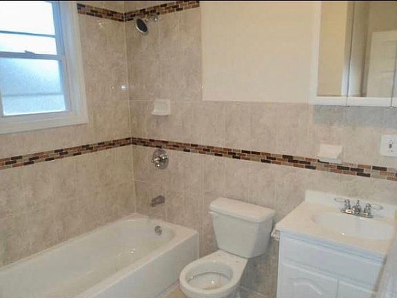 3rd image of 17626 129th Ave Floor 2