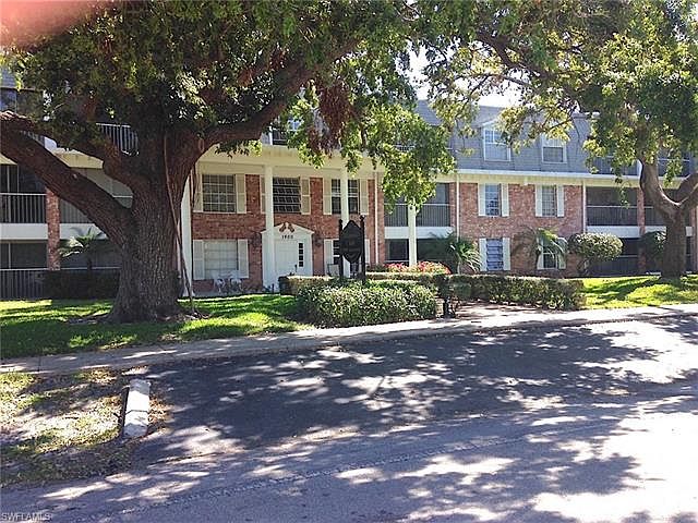1st image of 1900 Alamanda Dr APT 109