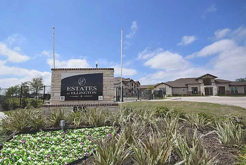 Estates at Ellington Photo 1