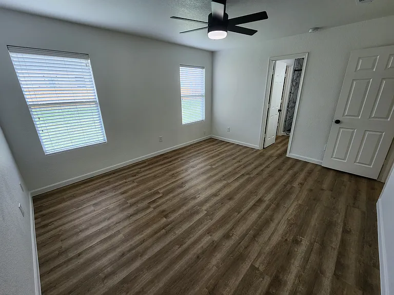12808 Kingsgate Dr — Photo 28