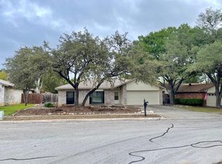 1423 Aylsbury Dr, San Antonio, TX 78216