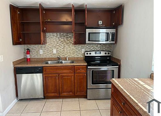 2nd image of 531 NW 12th Ave #2