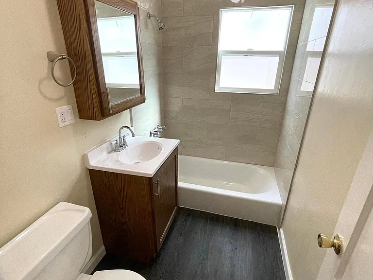1405 E Ocean Blvd #3 — Photo 6