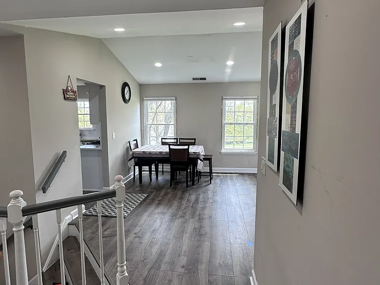202 E Fabish Dr — Photo 11