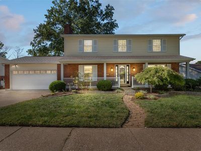 855 Green Lantern Ln, Ballwin, MO, 63011