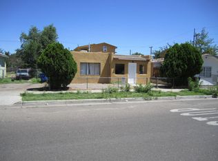 907 Coal Ave SW, Albuquerque, NM 87102