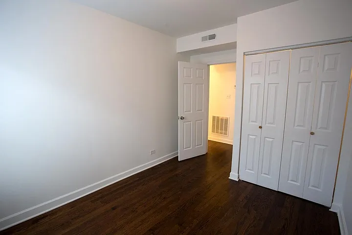 5222-38 S. Drexel Avenue — Photo 67