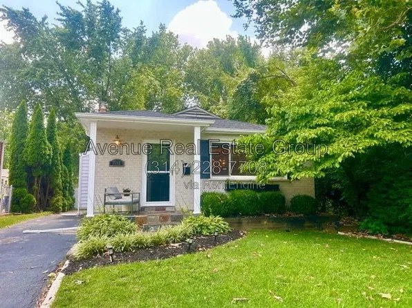 7582 Blackberry Ave, Saint Louis, MO 63130