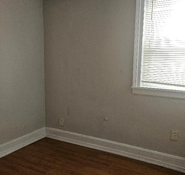 4936 Locust St — Photo 14