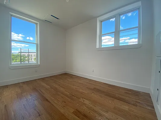 Rented by Compass | media 2