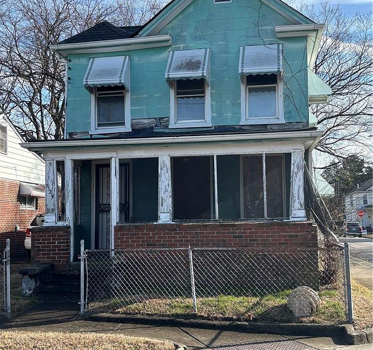 1st image of 1125 Logan St