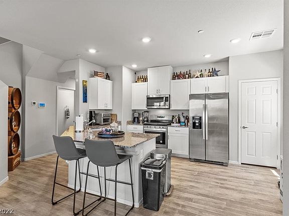 5th image of 7455 Snowy Owl St #102