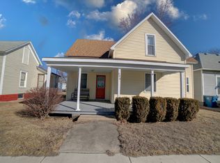 406 E Walnut St, Watseka, IL 60970