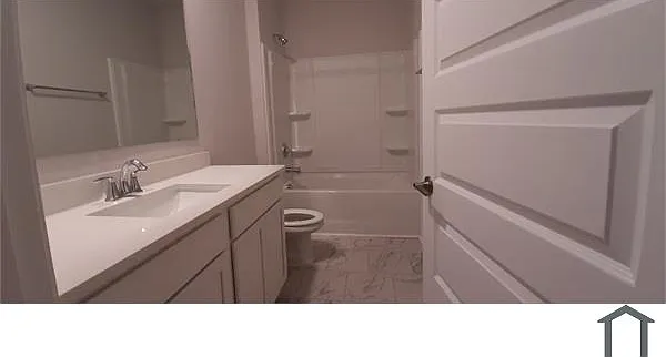 300 Susan Lynn Dr — Photo 7