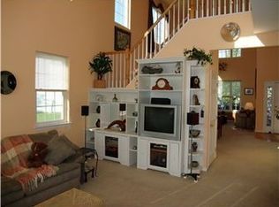 51 Forsythia Ln, Bear, DE 19701