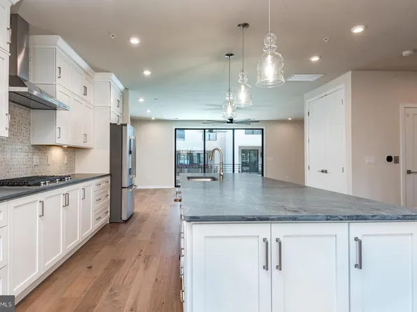 7459 Backett Wood Ter, McLean, VA 22102