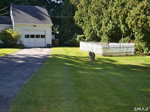 5th image of 7 Barrett Drive