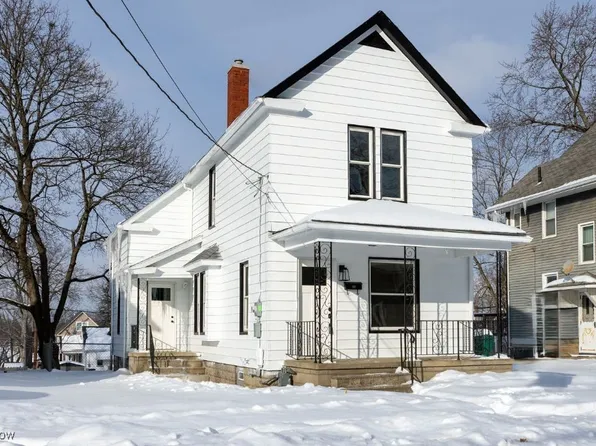 214 N Bentley Ave, Niles, OH 44446