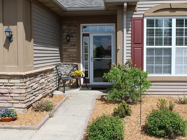 1458 Mackinaw Pl, Schererville, IN 46375