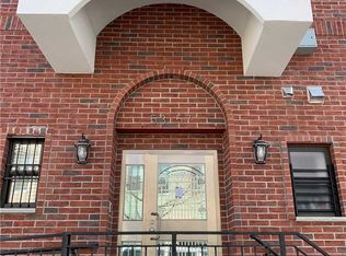 5357 Metropolitan Ave, Flushing, NY 11385