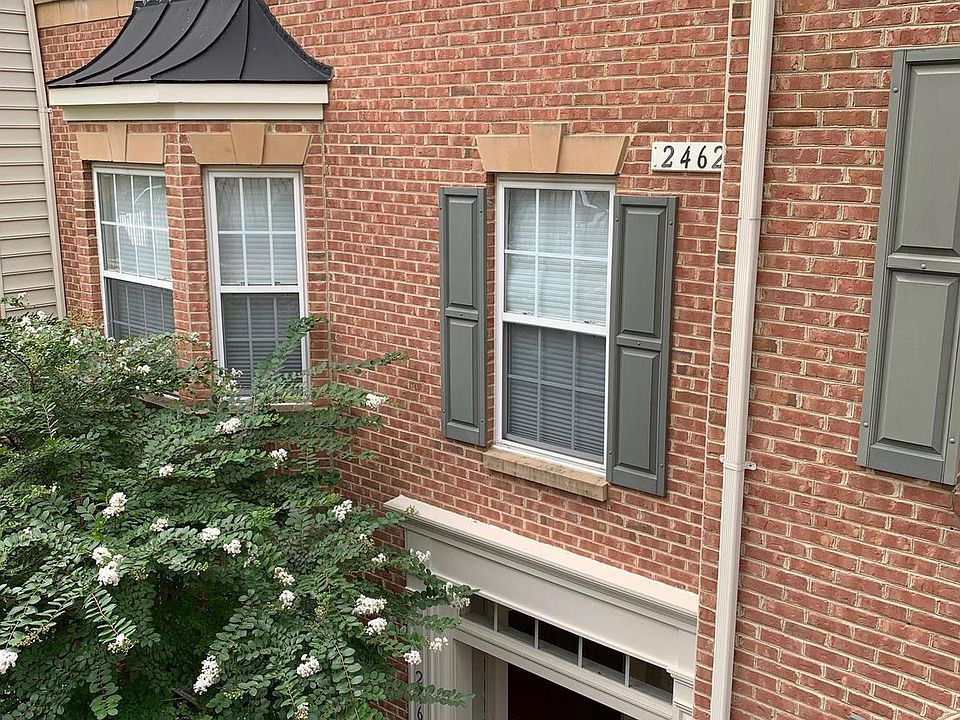 1st image of 2460 Eastbourne Dr