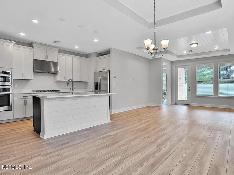 351 Millenia Dr — Photo 6