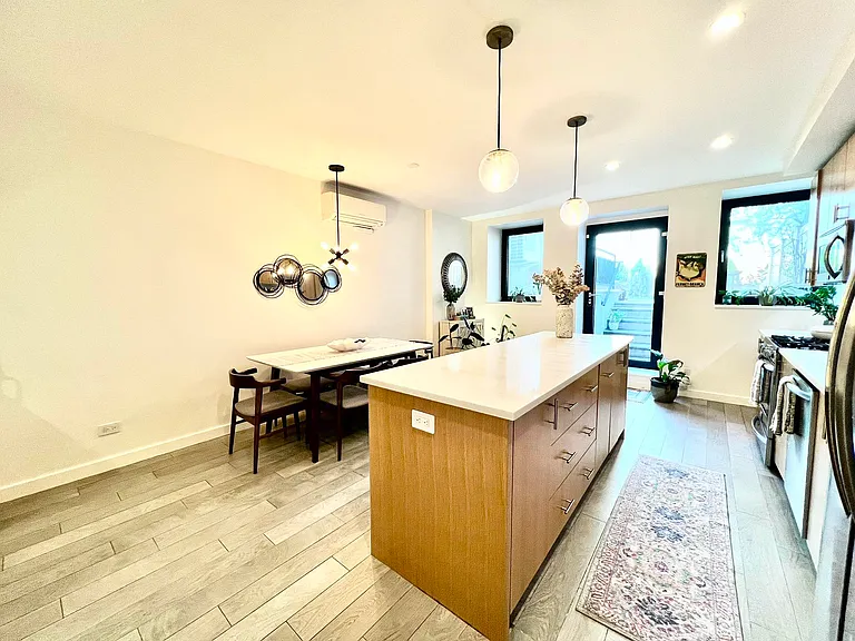 80A Jewel St #1 — Photo 4