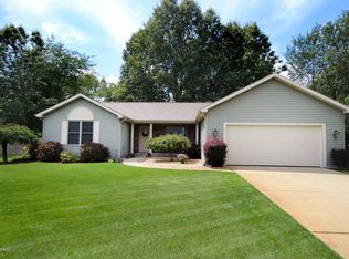 69774 Knottingham Ln, Edwardsburg, MI 49112