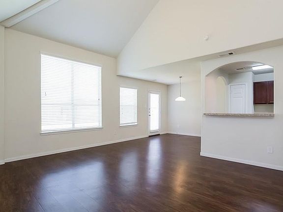 3rd image of 2522 Kiplands Way Dr