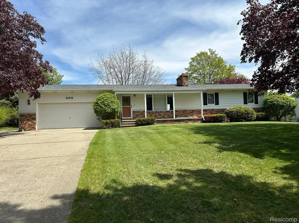 665 Westchester Dr, Caro, MI 48723