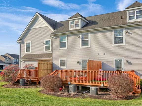 3rd image of 1953 Preserve Ln