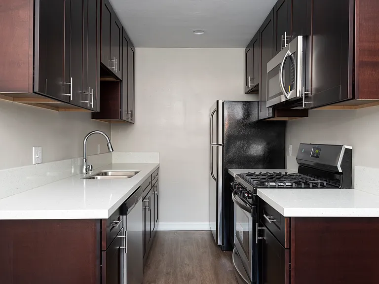 4460 Georgia St #4 — Photo 4