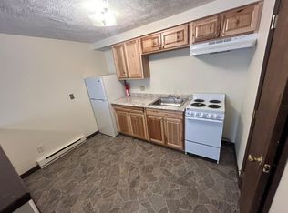 122 N Main St #6, Oneida, NY 13421