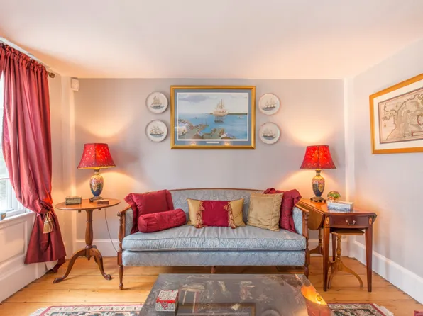 49 Washington St Floor 2-ID1631117P, Marblehead, MA 01945