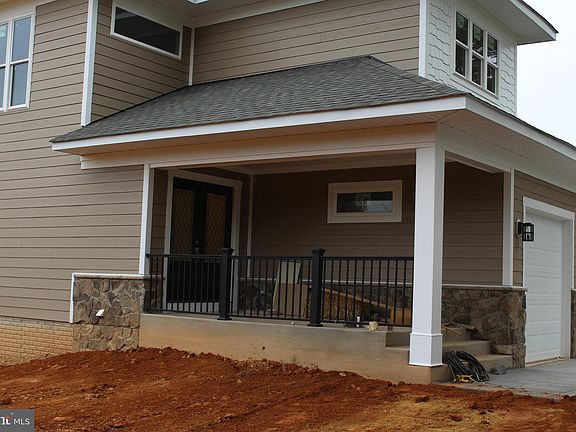 3rd image of 3206 Ingram Dr