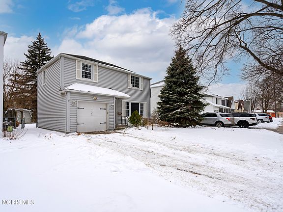 5th image of 1649 Crestwood Rd