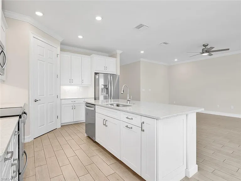 28029 Sanibel Sands St — Photo 16