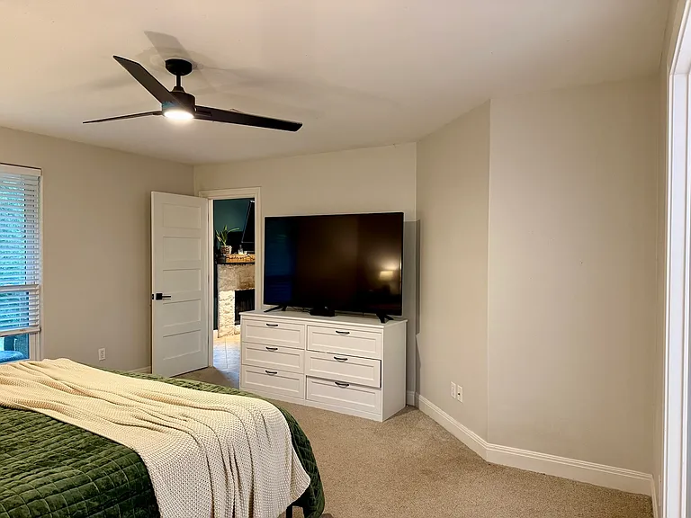 14800 Foy Dr — Photo 7