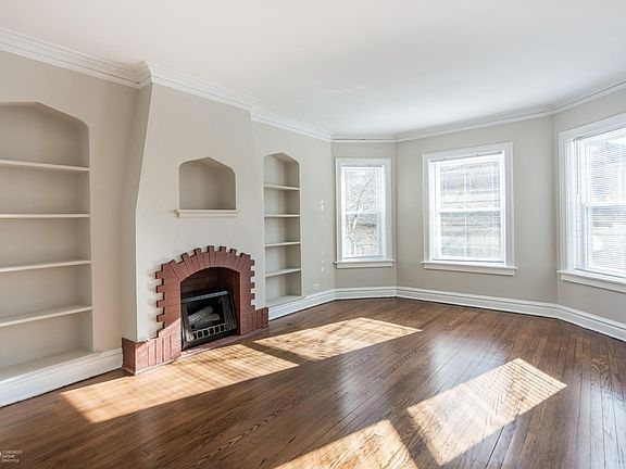 4th image of 5326 N Kimball Ave APT 1W