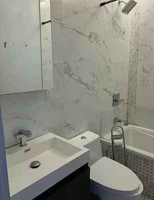5th image of 1066 Putnam Ave #2N