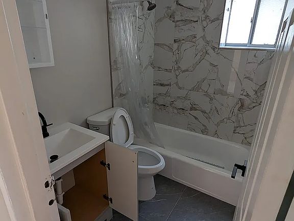 5th image of 227 Central Ave #5C