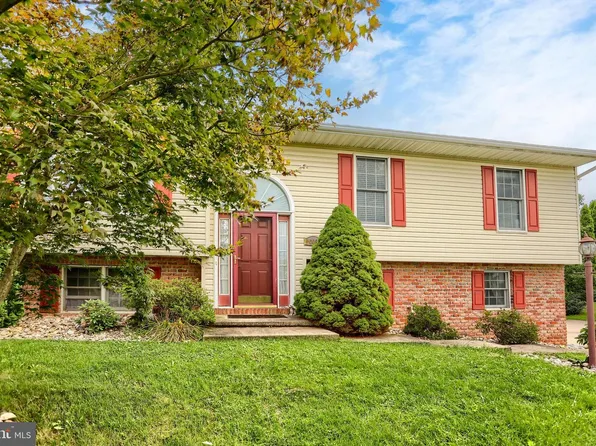 609 Richfield Dr #L-0022, Lebanon, PA 17042
