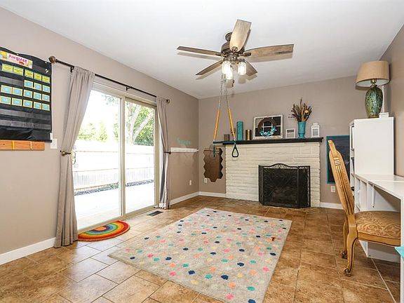4th image of 1873 Robinway Dr