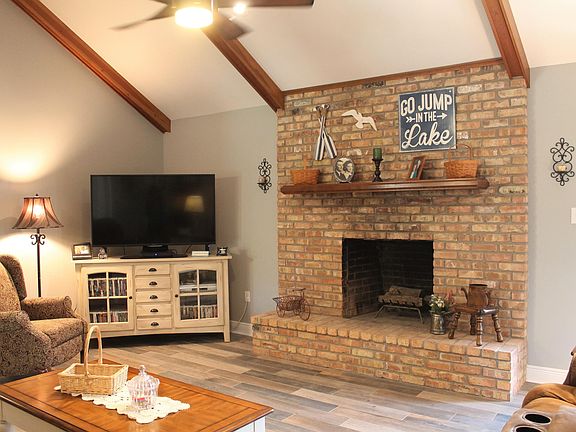 5th image of 12456 Pinehurst Ct