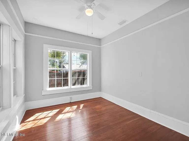 2517 Orion St — Photo 8