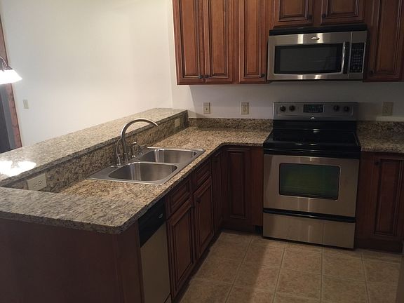 3rd image of 135 B Wapati Way #B
