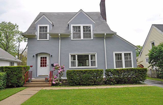 1st image of 1305 Hickory St