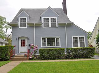 1305 Hickory St, Waukegan, IL